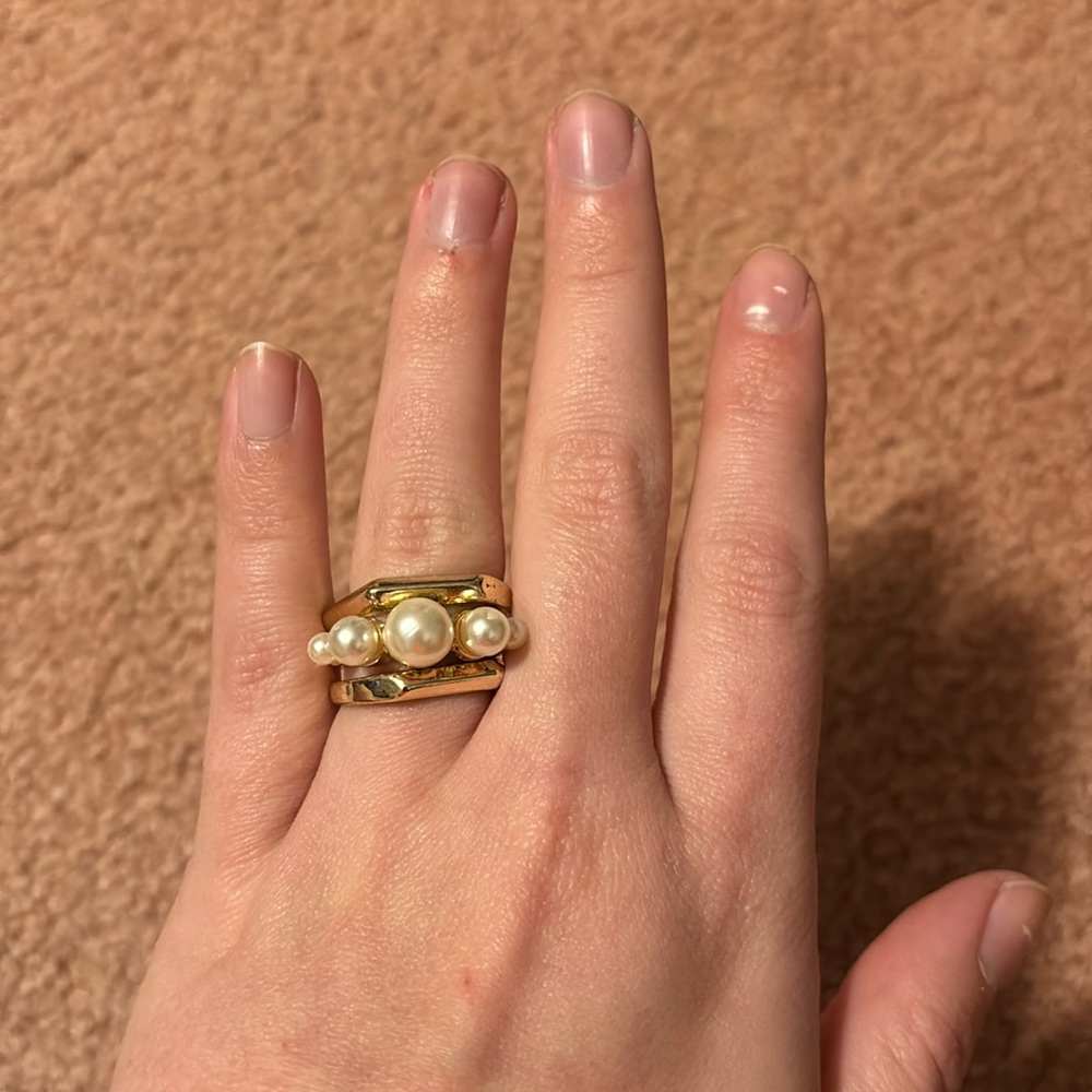 3 gold stackable rings